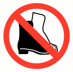 Interdiction de porter des chaussures